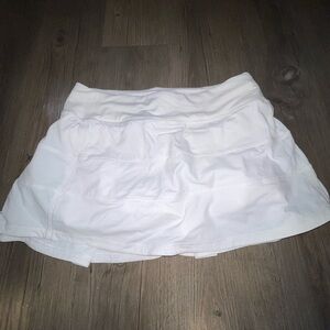 White Pace Rival Lululemon Skirt